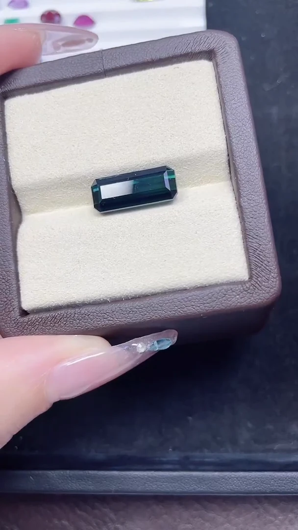 未镶嵌裸石碧玺7.45ct