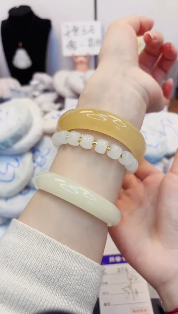 【闪购商品】石英质玉手镯未镶嵌375-财气镯-圈口59