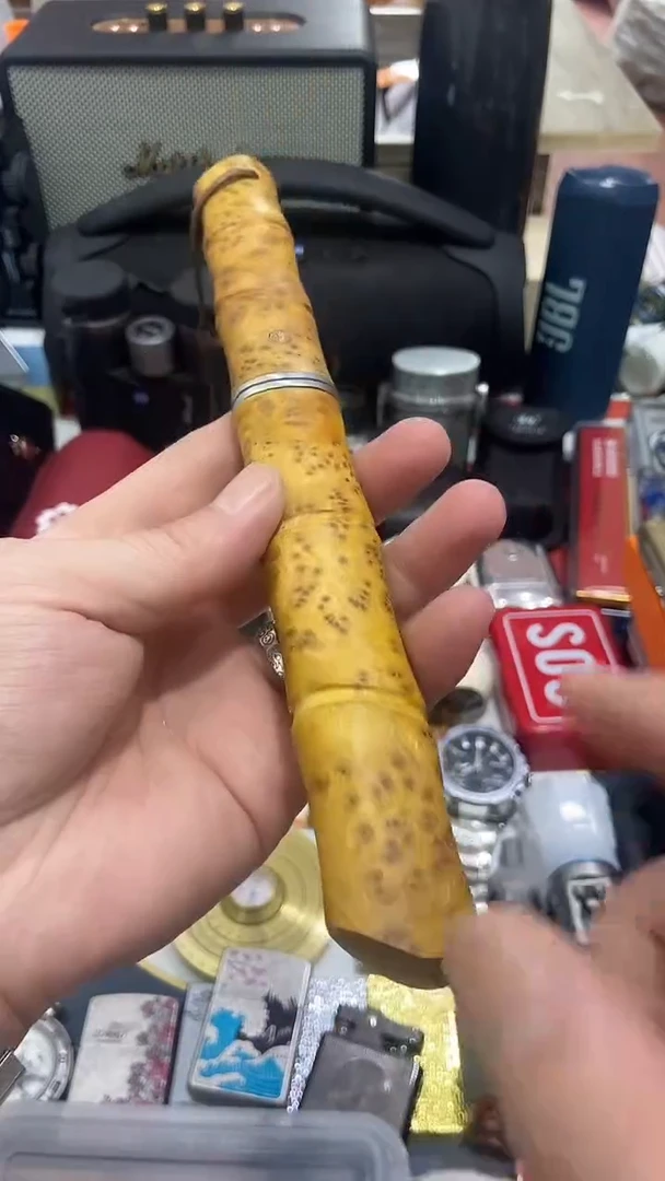 瓷片闪购商品 如图所示
