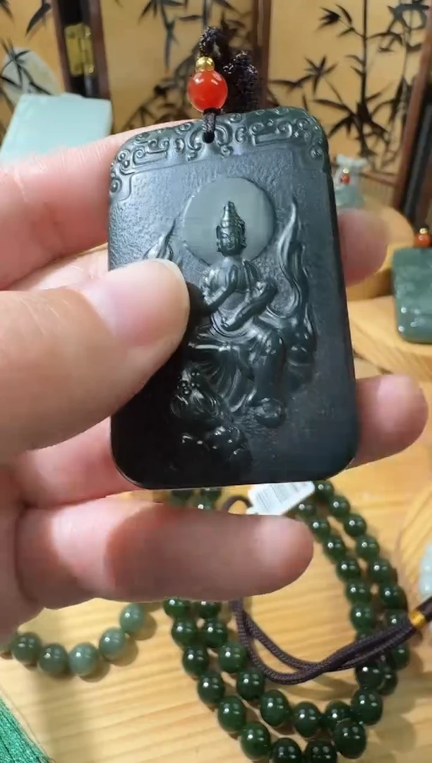 吊坠(不含链)未镶嵌和田玉新疆和田青玉观音牌55*35*9.6mm