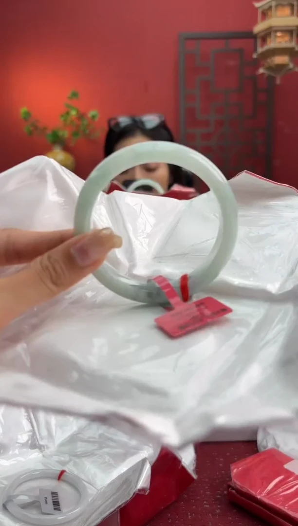 未镶嵌手镯翡翠翡翠手镯25