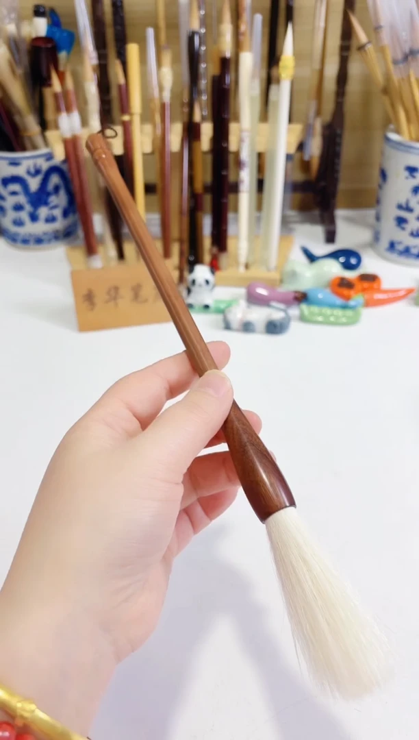 红檀长峰羊毫1支