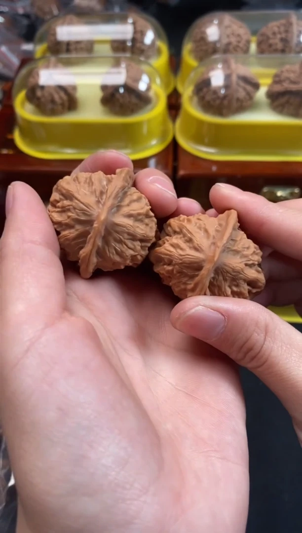 把件文玩核桃瓷娃娃37尺Q557