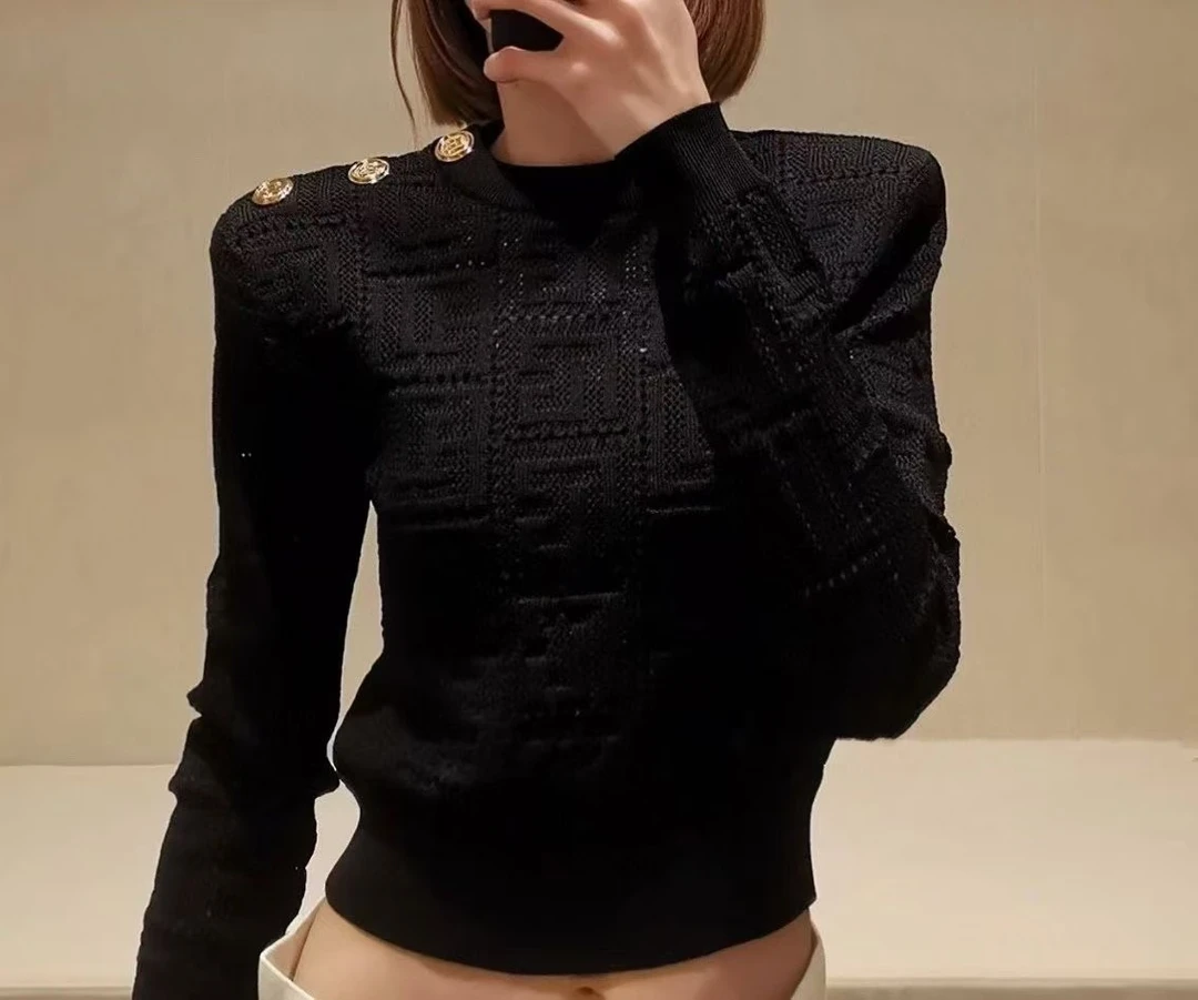 慕溢-393黑色长袖上衣