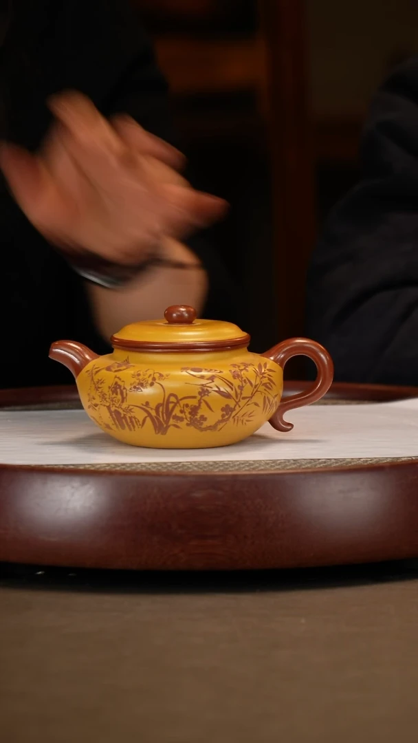 【闪购商品】紫砂茶壶【陈小听】老红泥扁腹  300CC