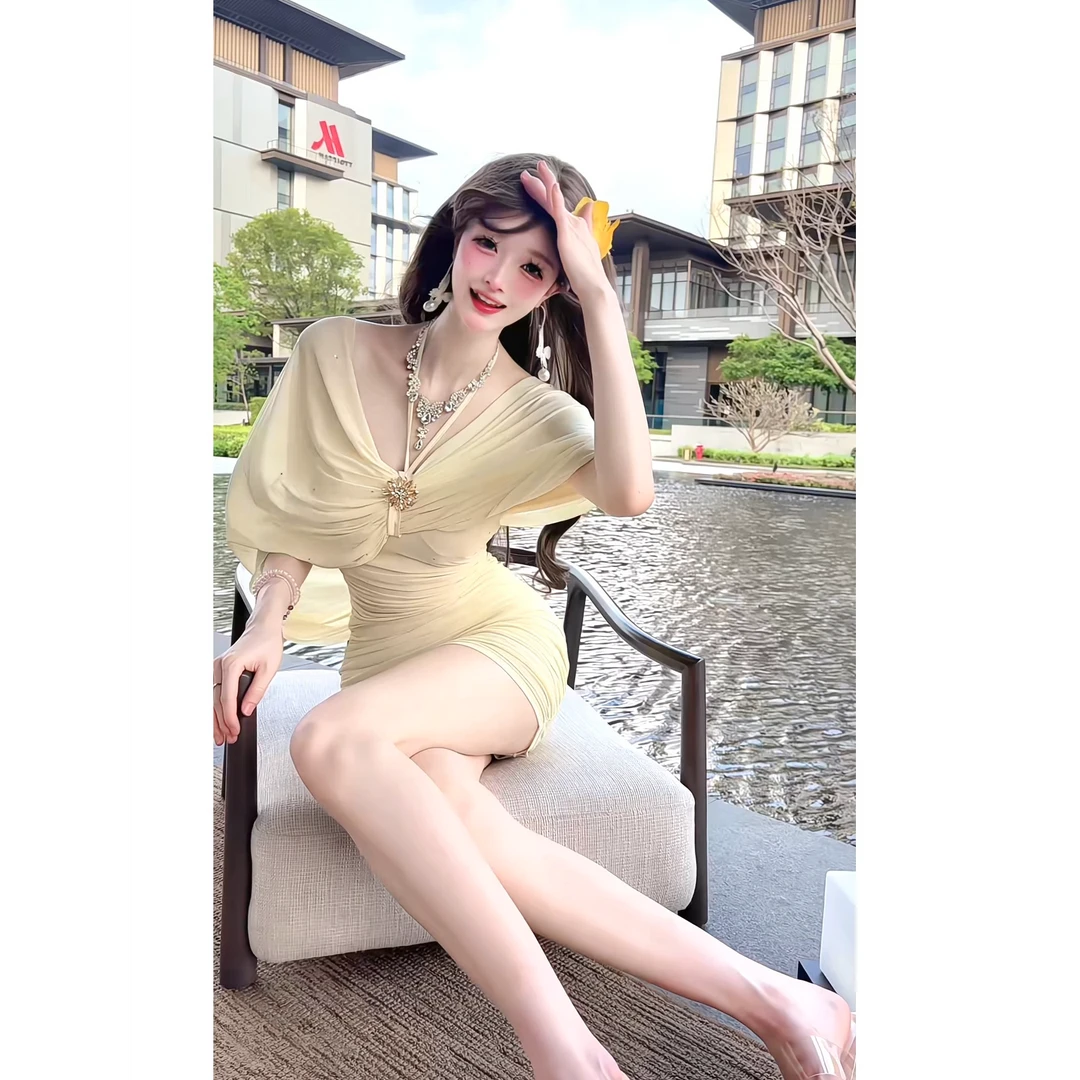 白白【向晚】法式抹胸连衣裙女夏季生日性感纯欲鱼尾裙 LBBJL50883
