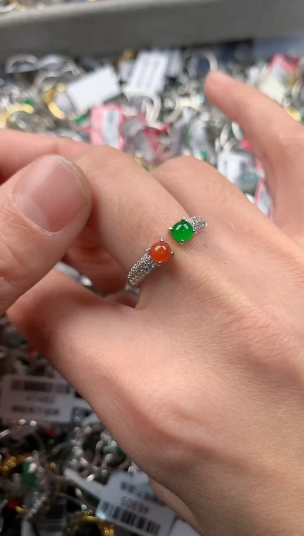 银S925镶嵌戒指翡翠666       10