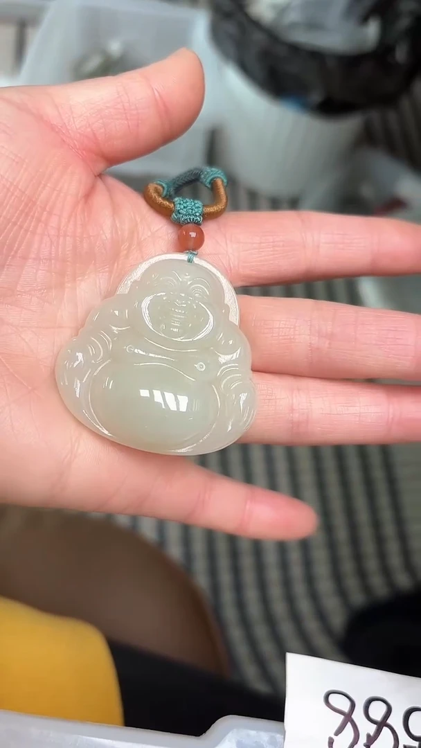 【闪购商品】和田玉吊坠(赠链)未镶嵌吊坠V-4