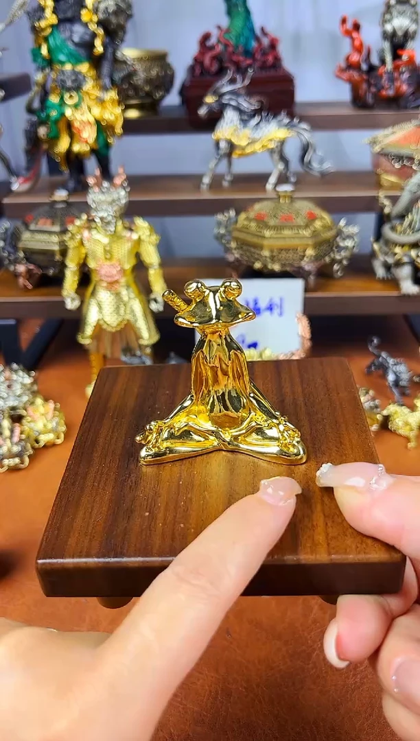 禅意蛙黄铜摆件镀金