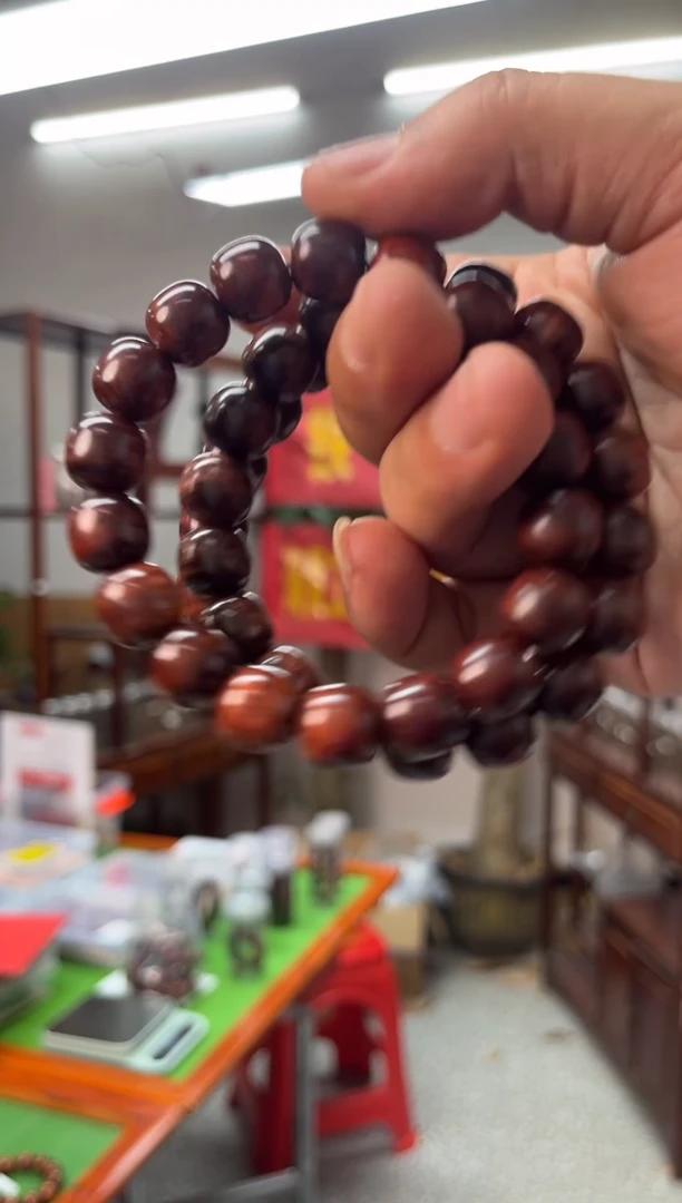 黄花梨/降香黄檀海南黄花梨1212X18老型珠手串文玩手串（68.8）