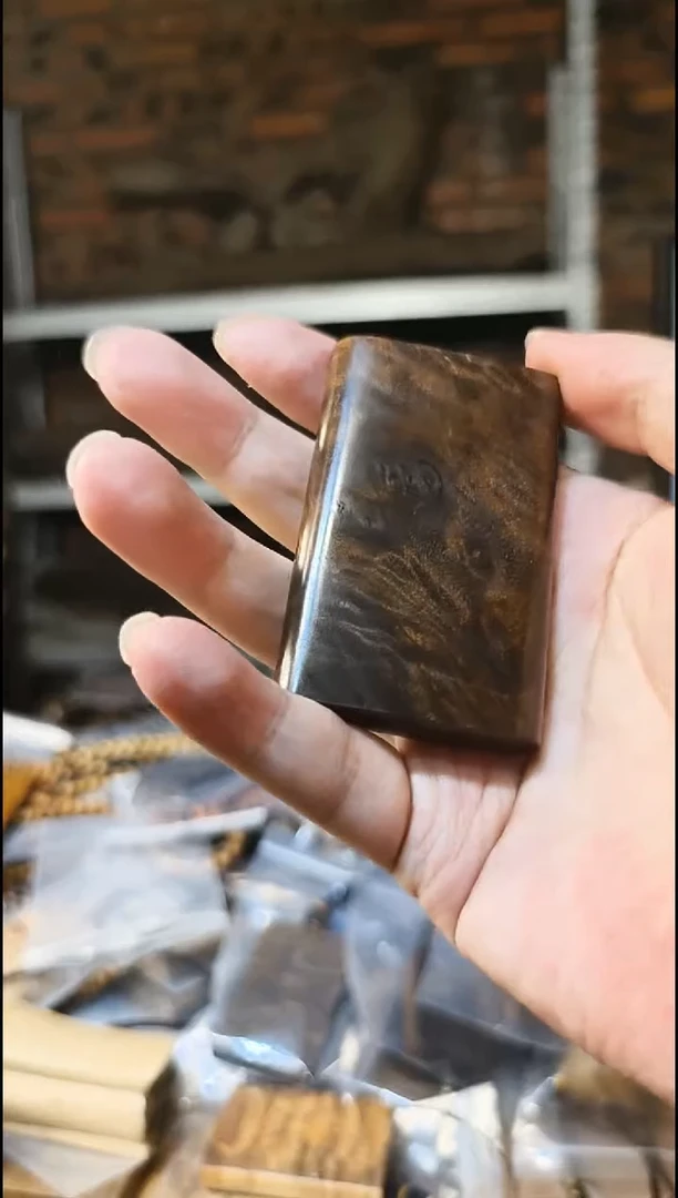 楠木（金丝楠）把件无事牌