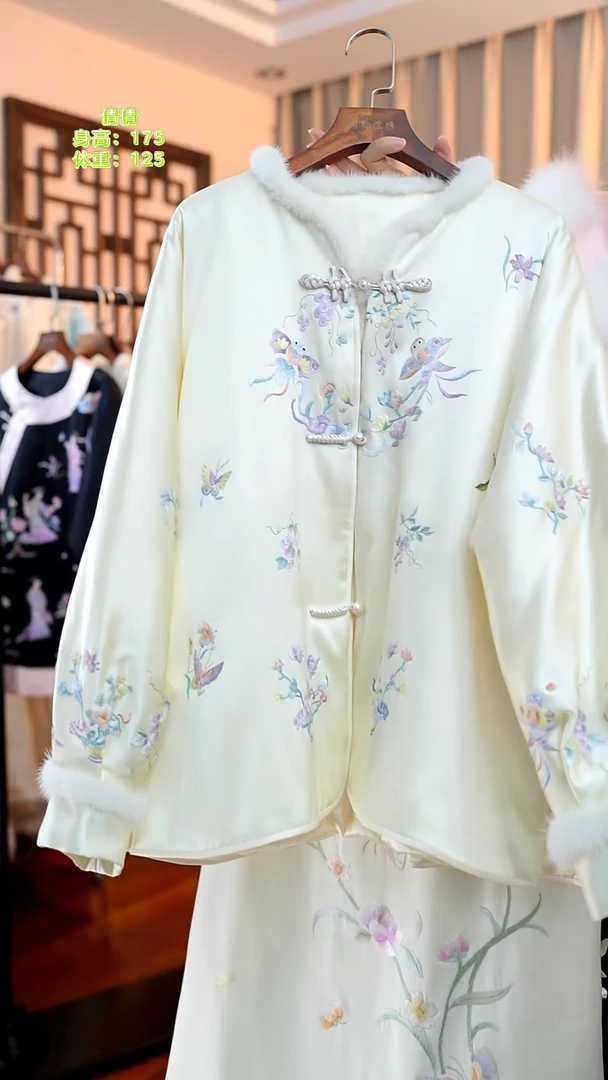 刺绣桑蚕丝非遗手工苏绣服饰