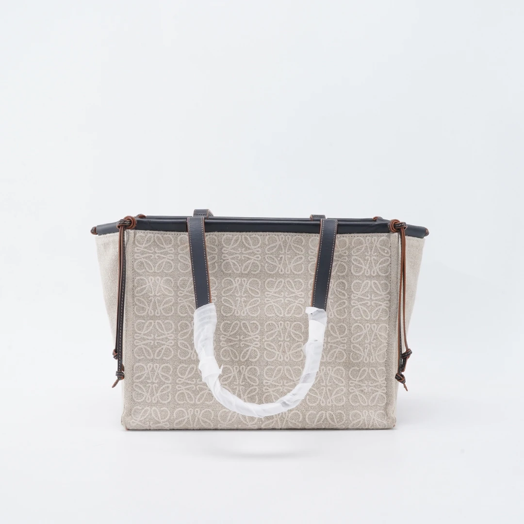 95新 LOEWE/罗意威 【夏vv专属】黑拼米色托特包/BGB900490001