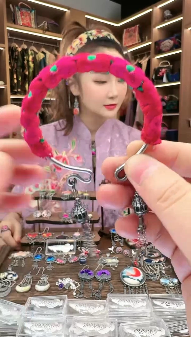 【闪购商品】织绣78黔东南苗族刺绣