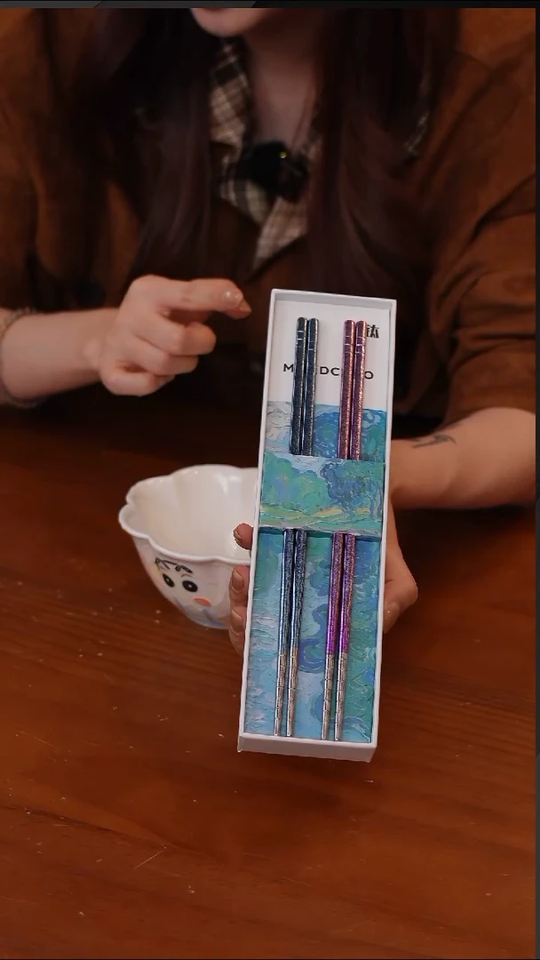 陶81小新----------碗+筷子