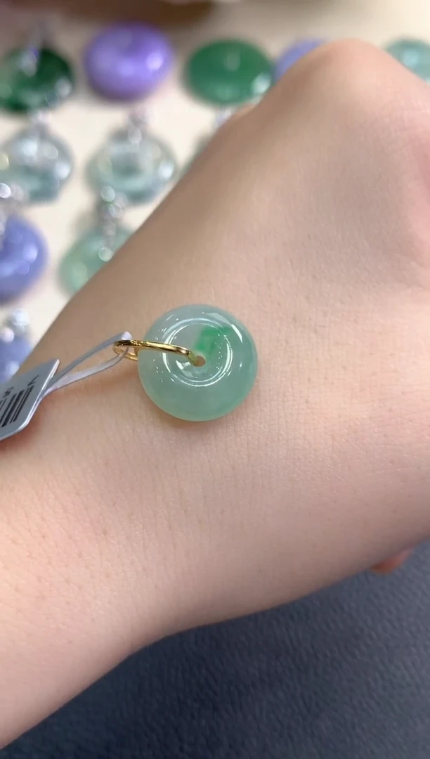 吊坠(不含链)18K金镶嵌翡翠秋日珠宝多样性发货一件Q14