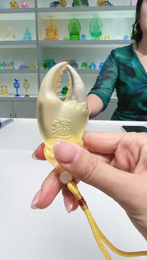 手工艺品琉璃古法琉璃手上有钱