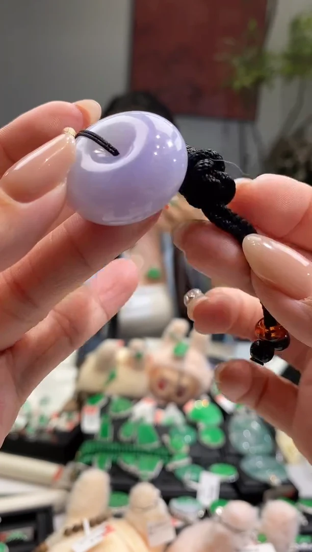 吊坠(不含链)未镶嵌翡翠面包扣