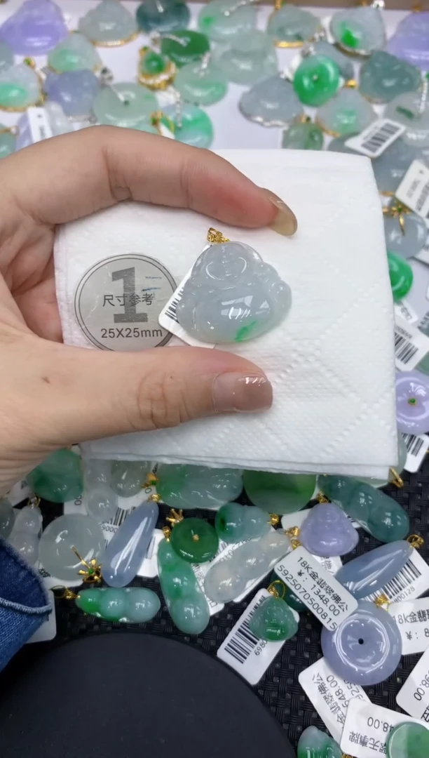 颈饰18K金镶嵌翡翠11111111