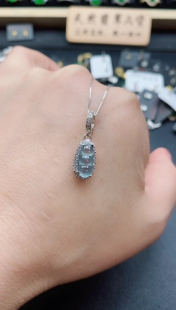 套链银S925镶嵌翡翠1