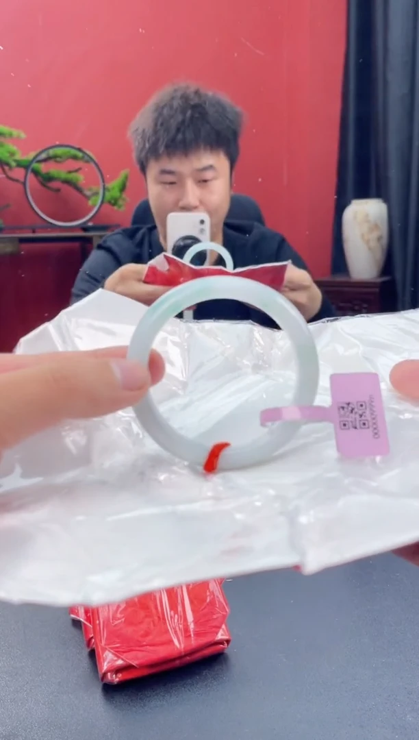 未镶嵌手镯翡翠24