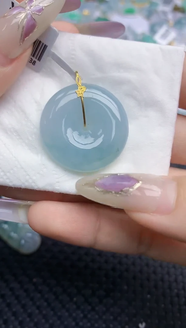 翡翠挂件18K金镶嵌469   天然翡翠A货