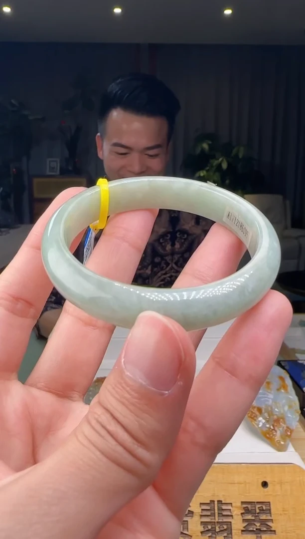 【闪购商品】翡翠手镯未镶嵌XM@@960Q3J13790