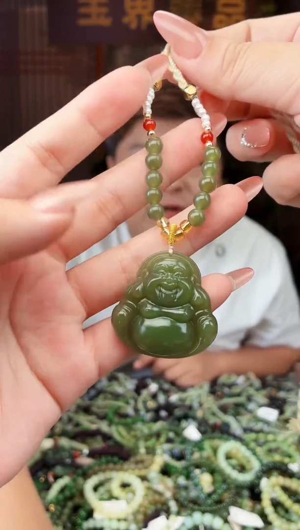 和田玉未镶嵌颈饰拍一发一