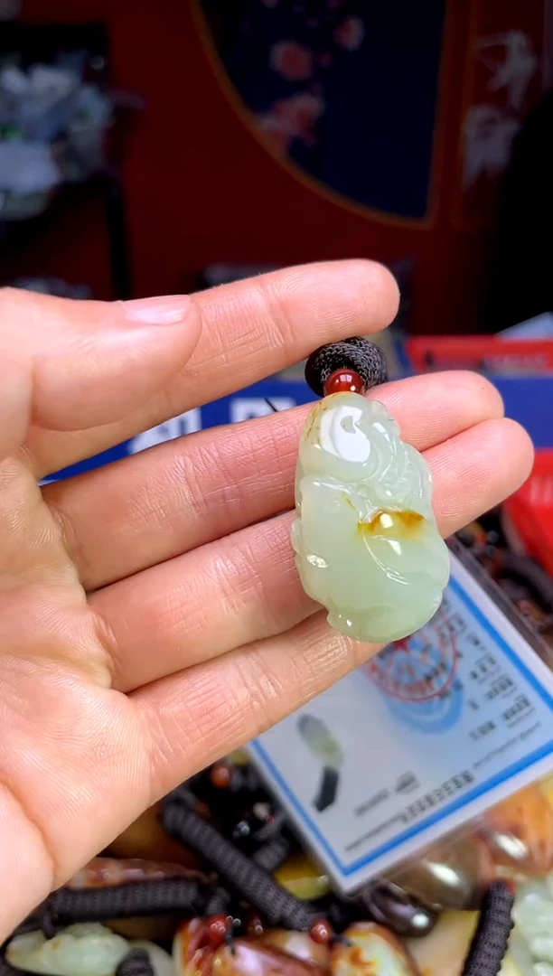 【闪购商品】和田玉未镶嵌颈饰231
