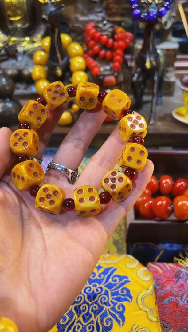 【闪购商品】蜜蜡裸石未镶嵌专属链接便宜出了