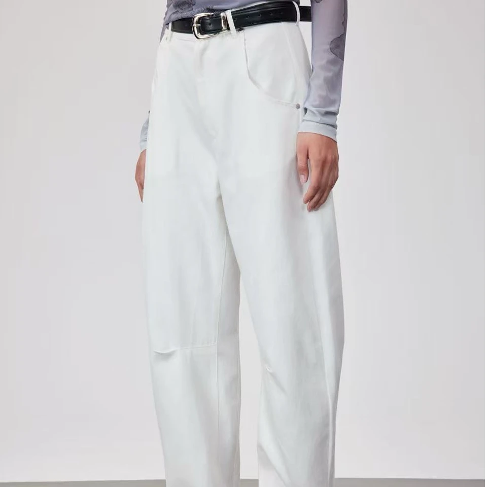 OooF！Yang白色压花牛仔裤