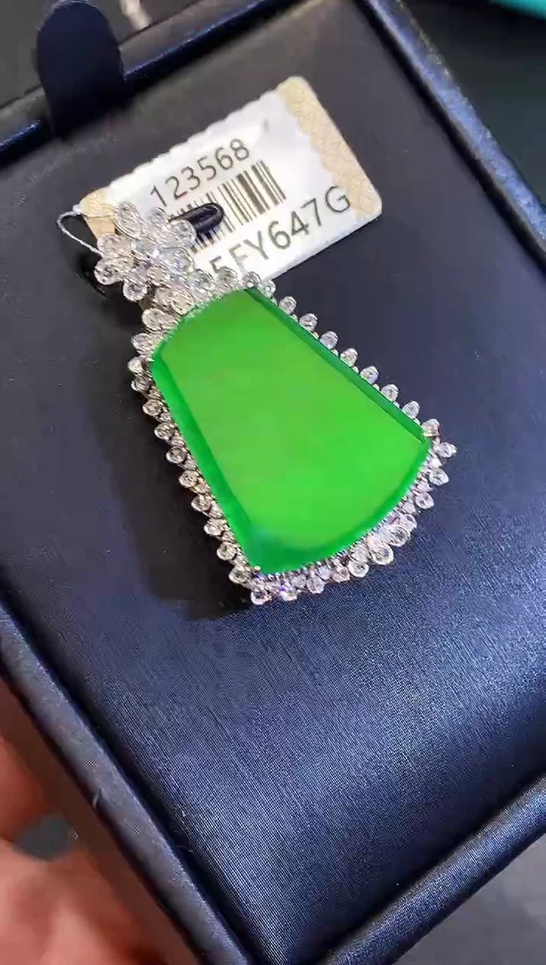 翡翠18K金镶嵌吊坠(不含链)CY多样性发其一
