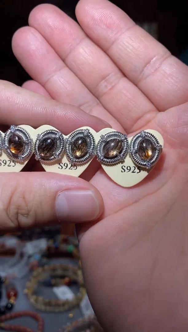 【闪购商品】水晶16.8黑金超耳钉未镶嵌多样性发其一对