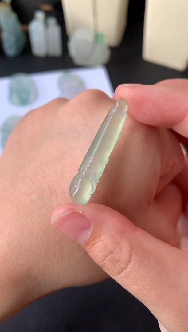 【闪购商品】定制翡翠未镶嵌翡翠