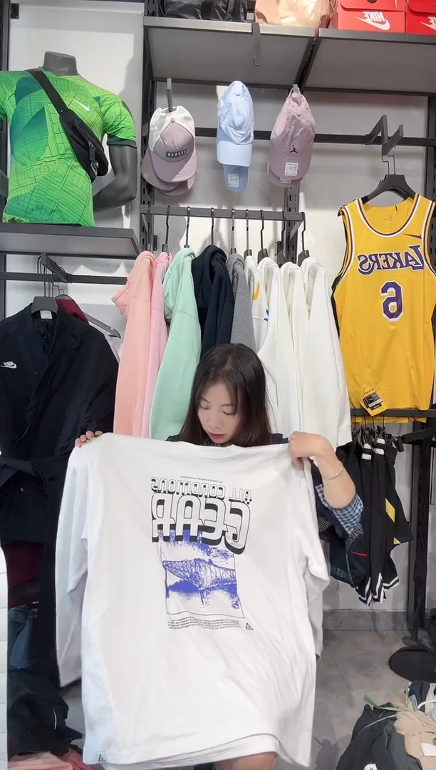 1653    编码 瑕疵款直播间过款为准 尺码XXL