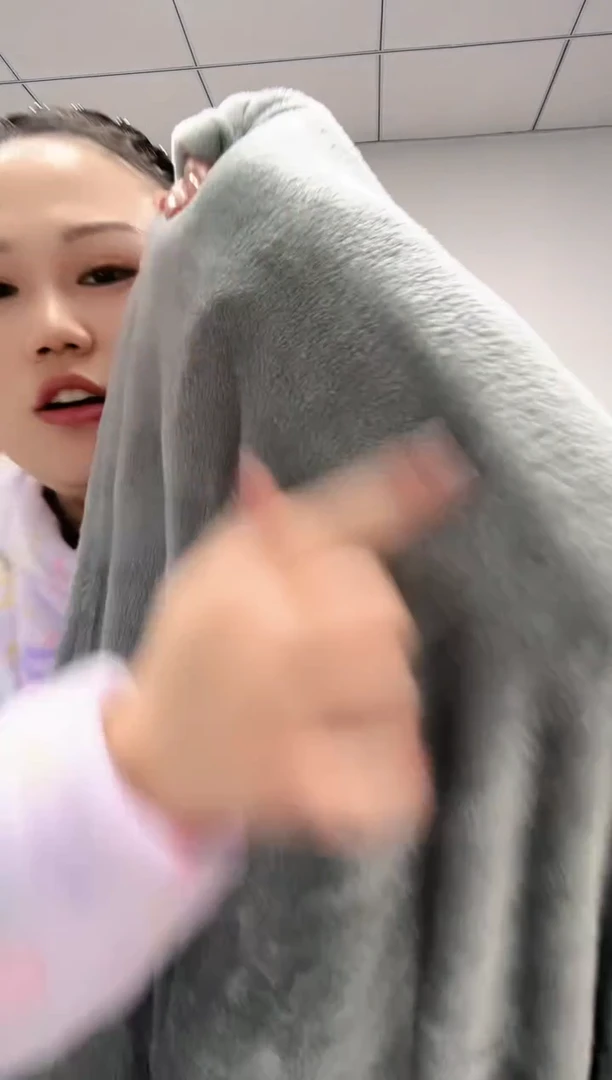 法兰绒2x2.3毯子