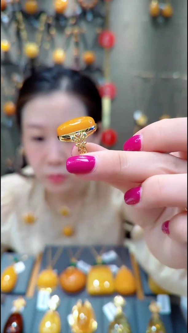 【闪购商品】蜜蜡银S925镀金镶嵌戒指B376蜜蜡戒指