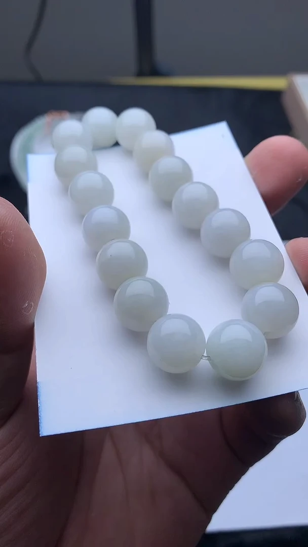 【闪购商品】翡翠颈饰未镶嵌珠子