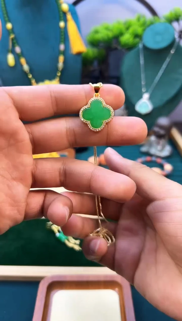 翡翠14K金镶嵌吊坠(赠链)D20