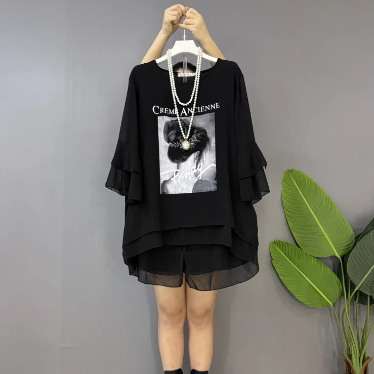 新款时尚胖妹妹纯色显瘦宽松百搭圆领印图遮肉大衫