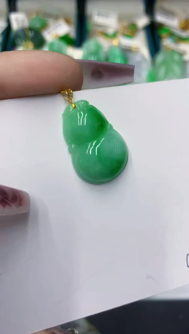 颈饰18K金镶嵌翡翠11111