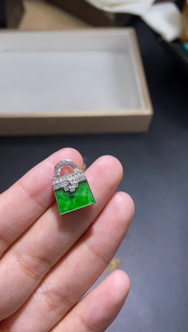 未镶嵌定制翡翠天然翡翠A货101