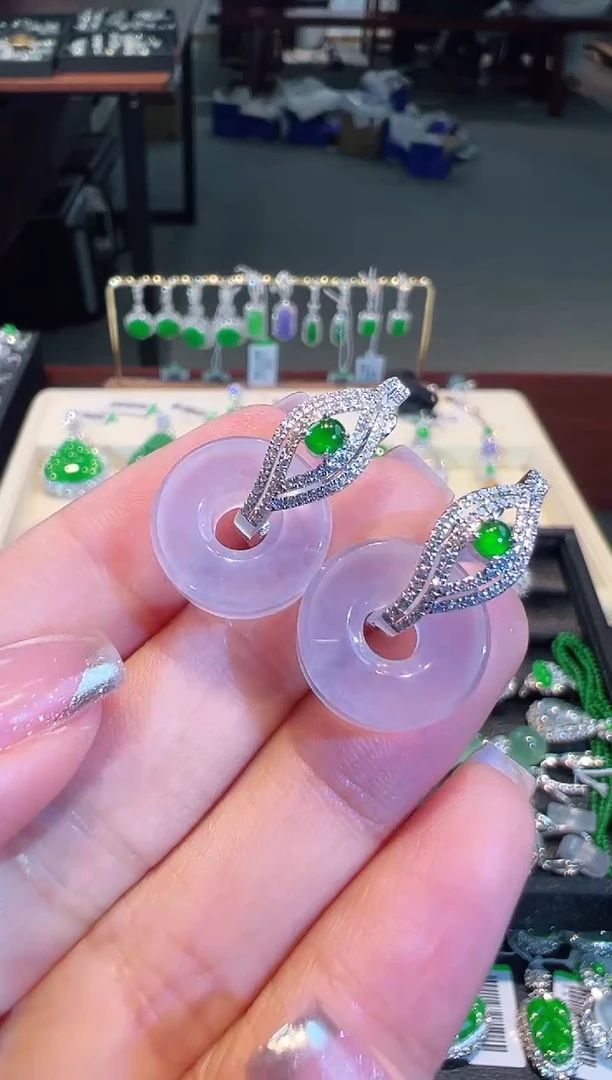 【闪购商品】翡翠耳饰18K金镶嵌翡翠