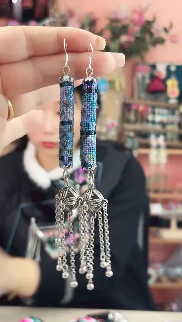 艺枝独绣手工饰品431