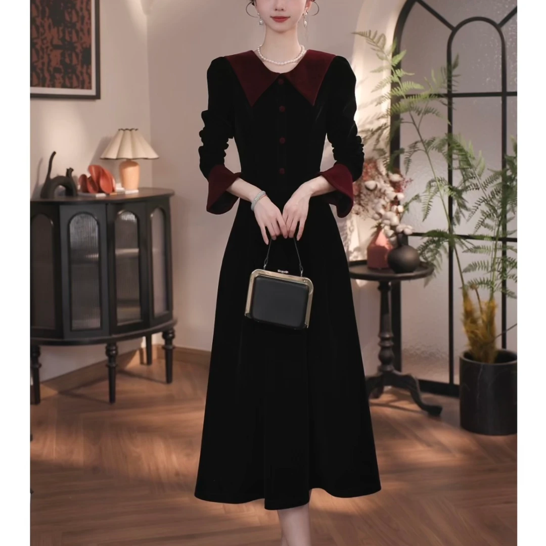 Meika-【悸动回忆】2024冬季高腰拼接设计丝绒显瘦连衣裙-BV611Q
