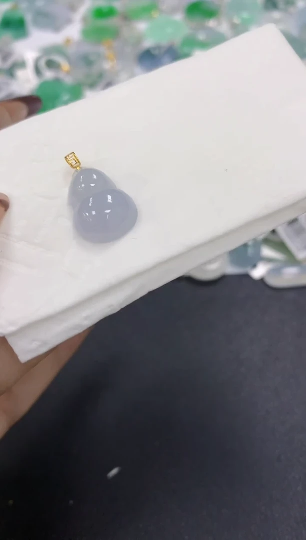 颈饰18K金镶嵌翡翠a货假一赔三支持复检百元上9元证书费自理