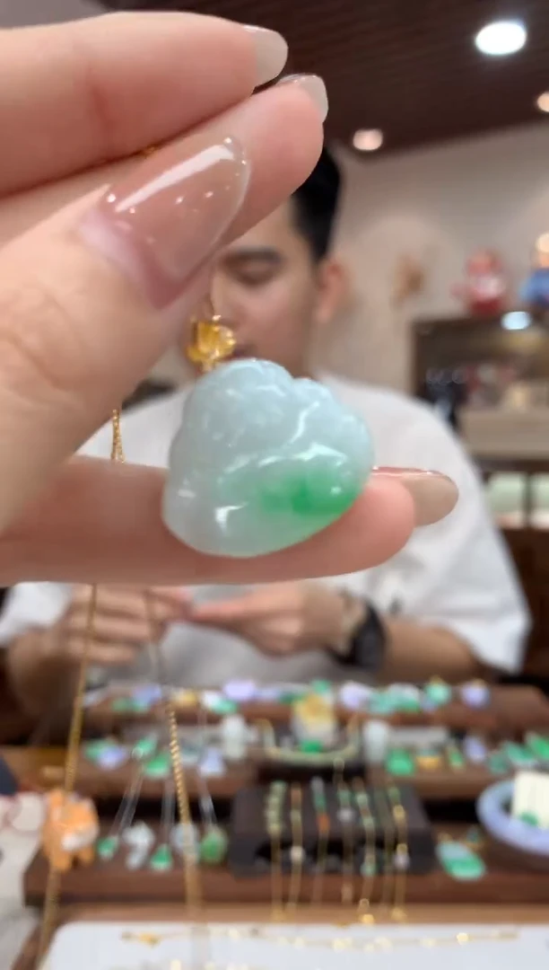 翡翠18K金镶嵌吊坠(不含链)佛公