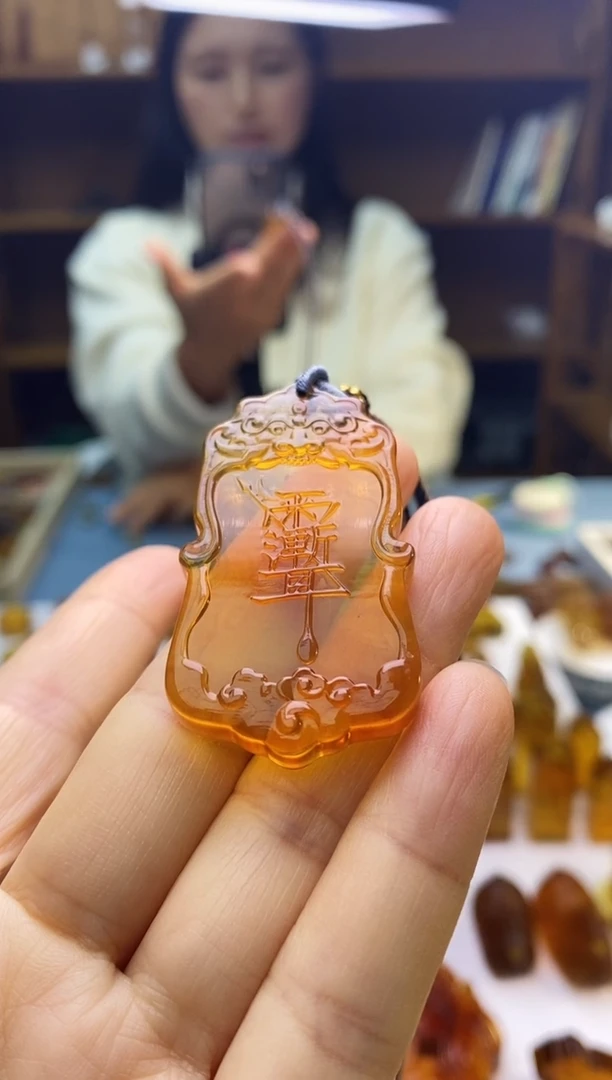 琥珀颈饰未镶嵌SN79-21（）紫薇讳）