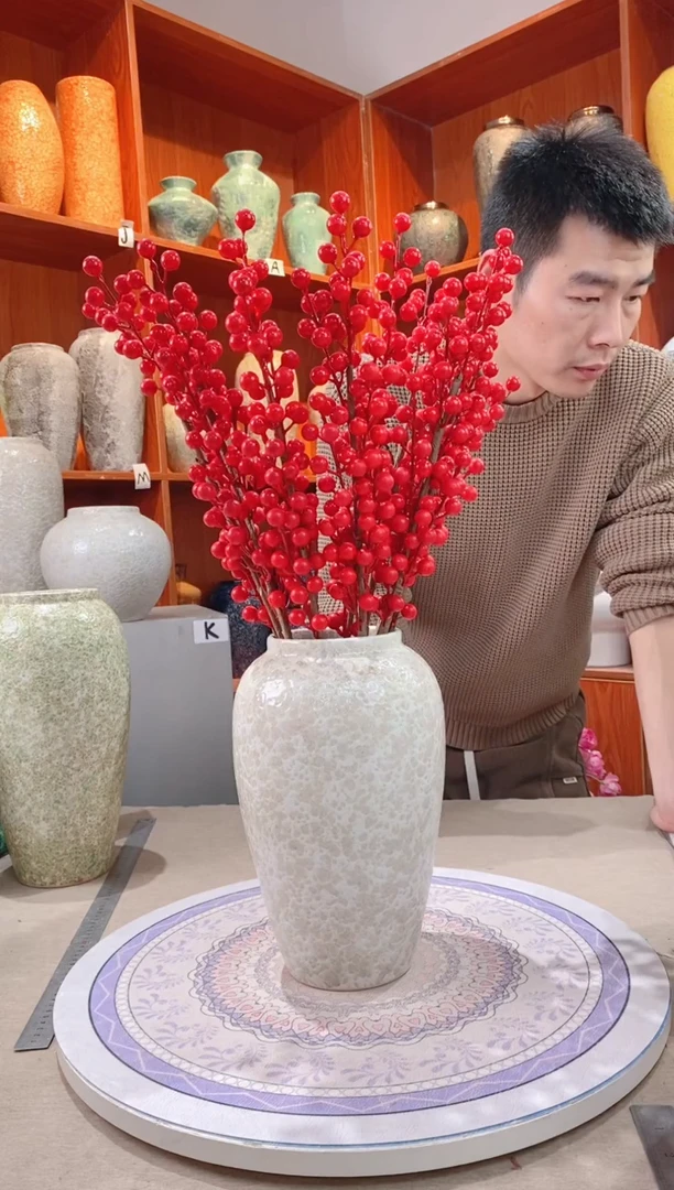 【闪购商品】瓶茶白 中号  陶瓷花瓶 无花