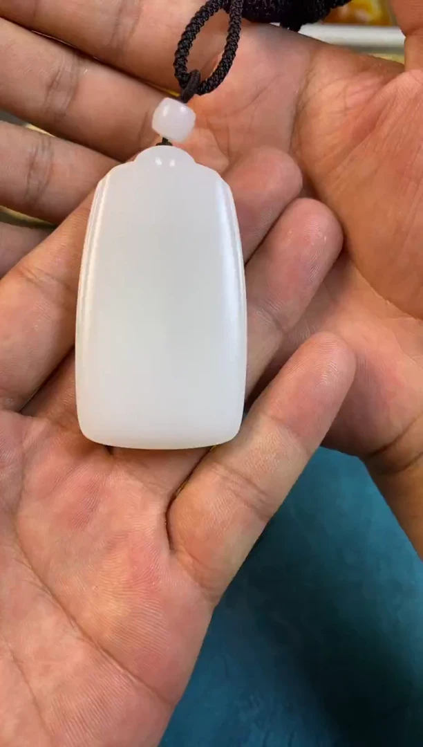 和田玉未镶嵌把件和田玉